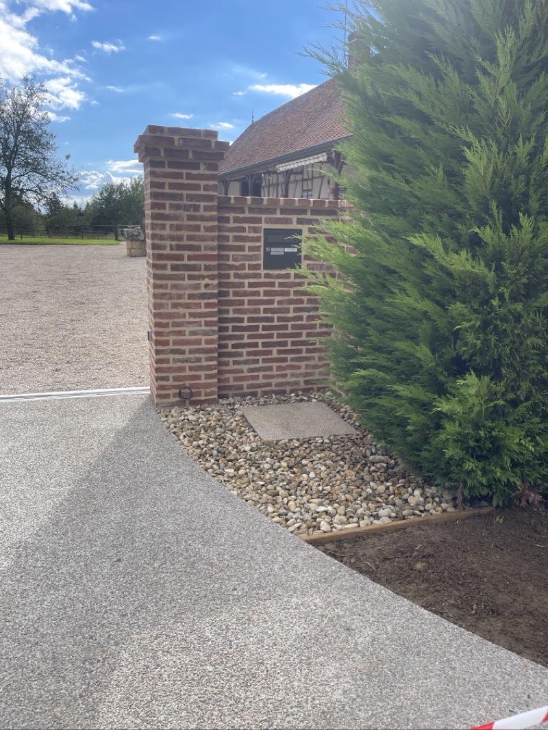 Maçonnerie de portail en brique pleine à l'ancienne Louhans 71